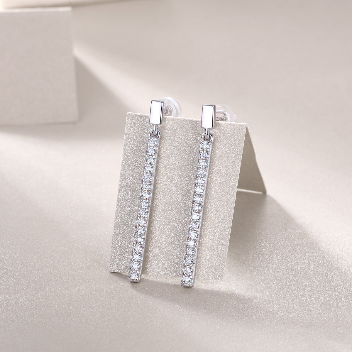Jumping Diamond Set Moissanite Silver Earrings Luxury Fashion Diamond Earrings Stud Earrings
